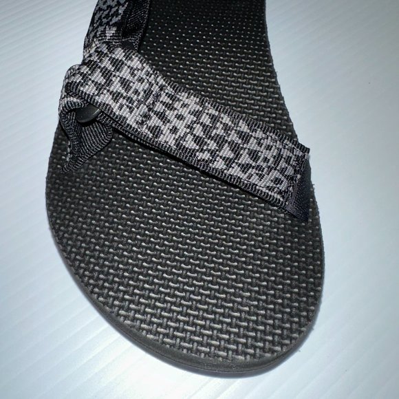 BRAND NEW - Teva Men\'s Original Universal Sandal - Etching Black - Size 8 NWT main image 8